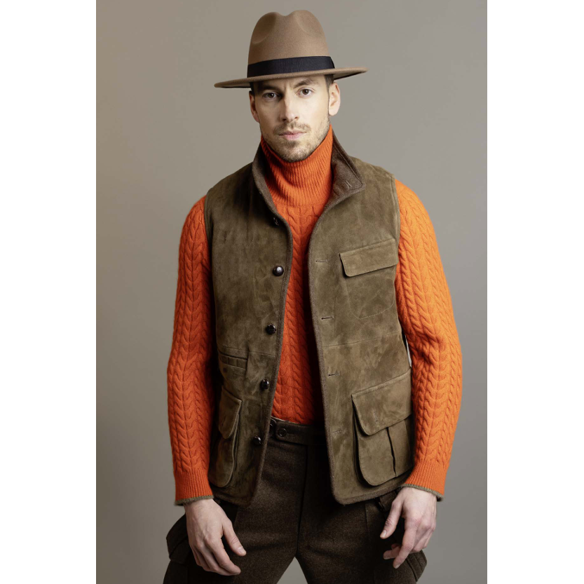 Ambros Vest in Suede Erde Schlamm