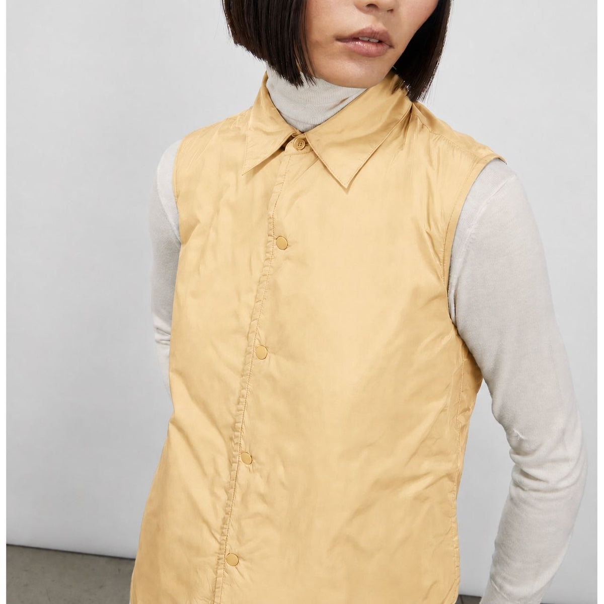 Nylon Dot Vest Butter Yellow