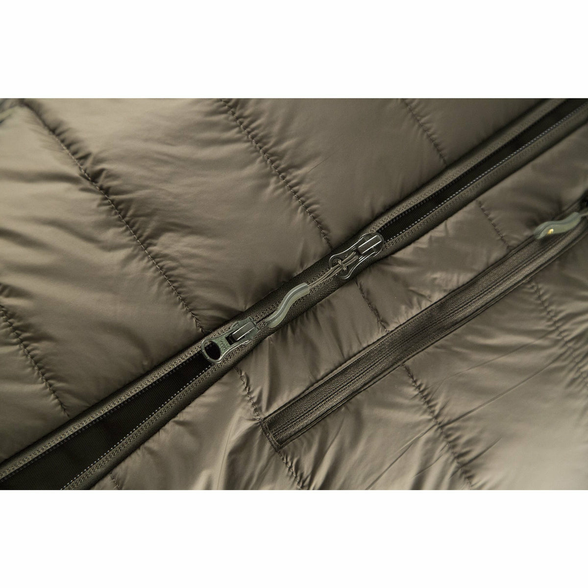 Carinthia G-Loft Ultra Väst - STORLEK SMALL -