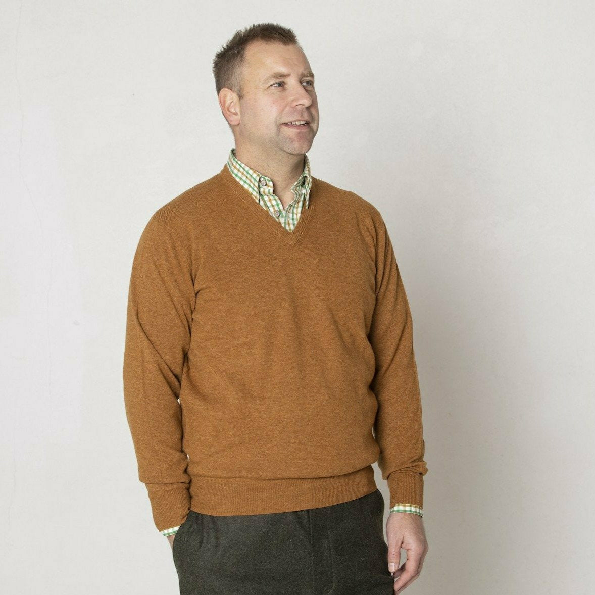 Albury Vee Neck Antelope