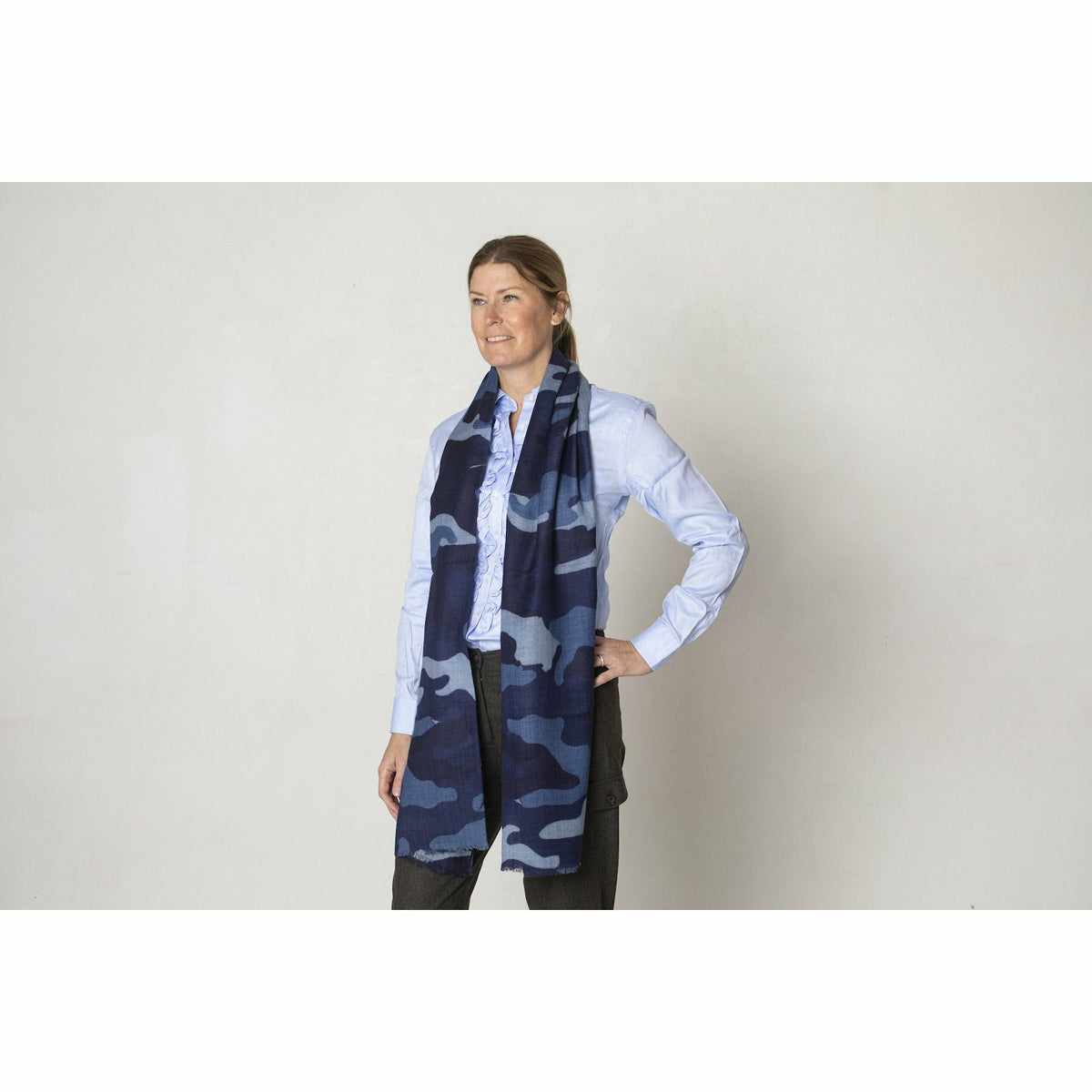 Ditteridge Scarf Indigo
