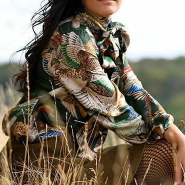 Sidenblus med änder