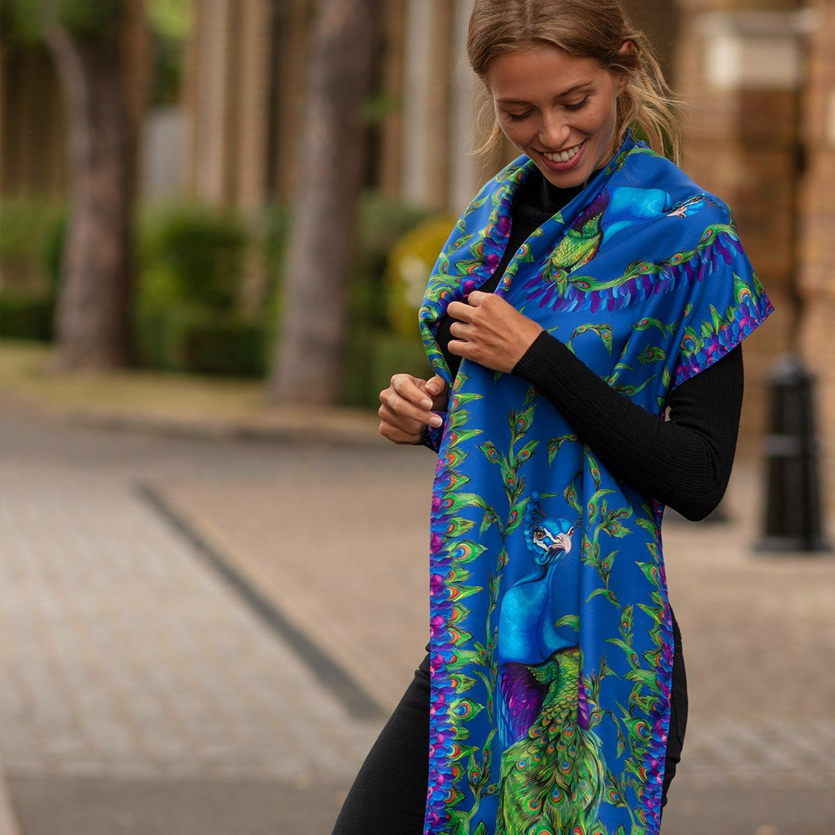 Classic Scarf Marvellous Peacock Blue